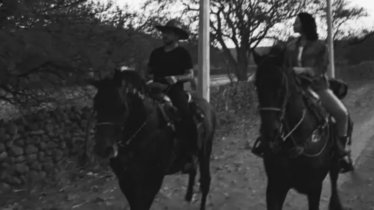 La pareja disfrutó un paseo a caballo en su rancho de Zacatecas.